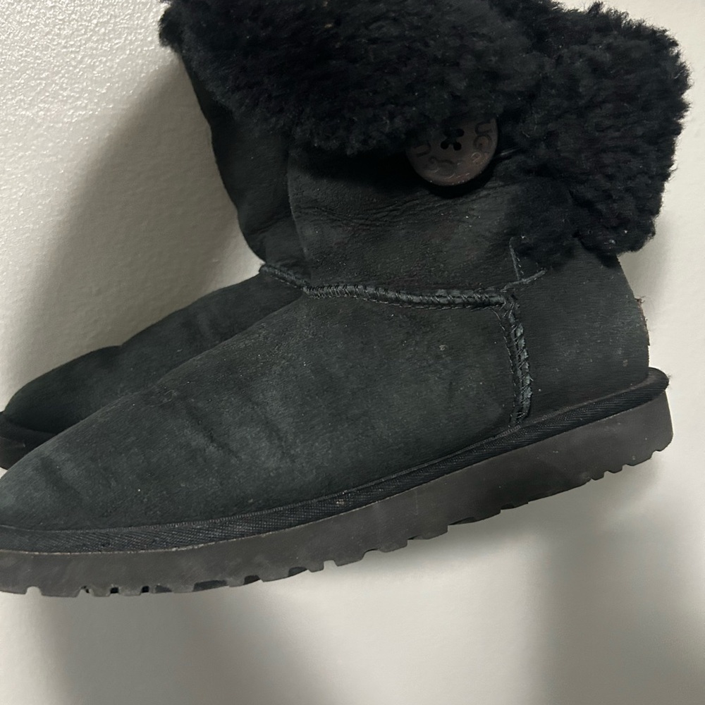 Ugg